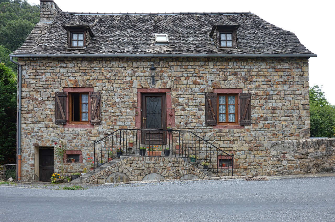 100 years old house